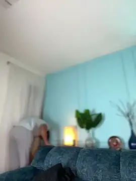 Leo Savage  online show from 03-10-26, 03:11