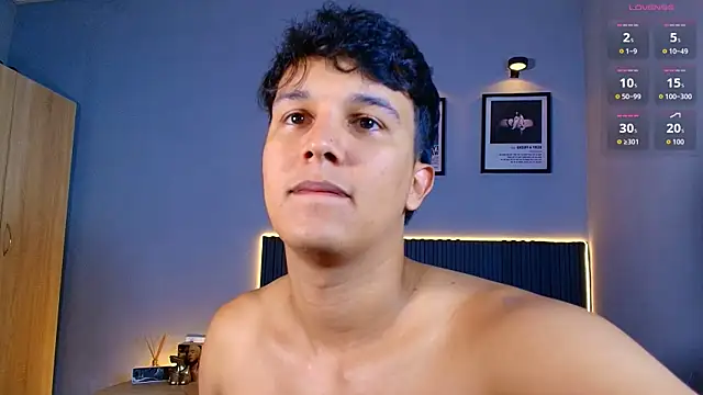 Snapshot of Leo_Savage_ chatting on 07-27-26, 03:02 Leo Savage online show from 07-27-26, 03:02
