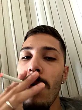 Snapshot of henriquexz244 chatting on 01-10-26, 07:04 henriquexz244 online show from 01-10-26, 07:04