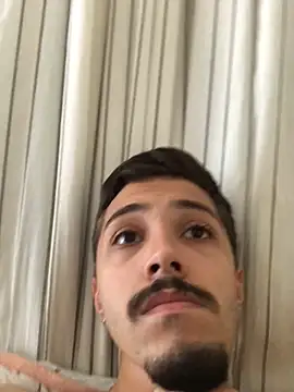 Snapshot of henriquexz244 chatting on 02-19-26, 02:02 henriquexz244 online show from 02-19-26, 02:02