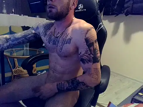 Snapshot of Wyrolowanyyy chatting on 03-24-26, 01:43 Wyrolowanyyy online show from 03-24-26, 01:43