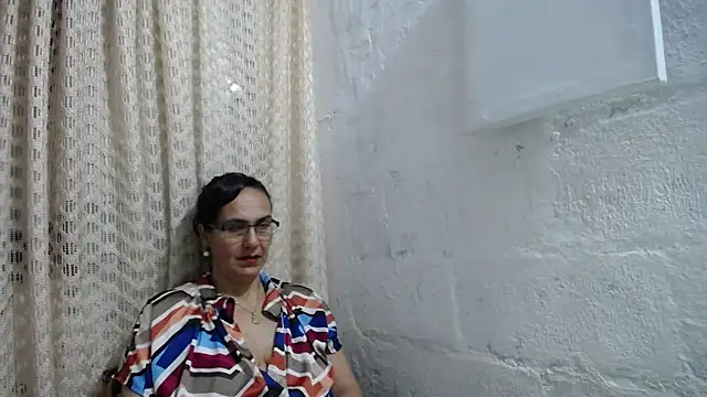 gabbyparker  online show from 10-08-25, 08:12