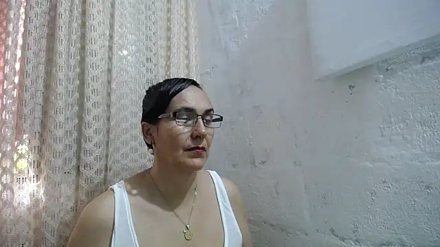 gabbyparker  online show from 11-19-25, 09:15
