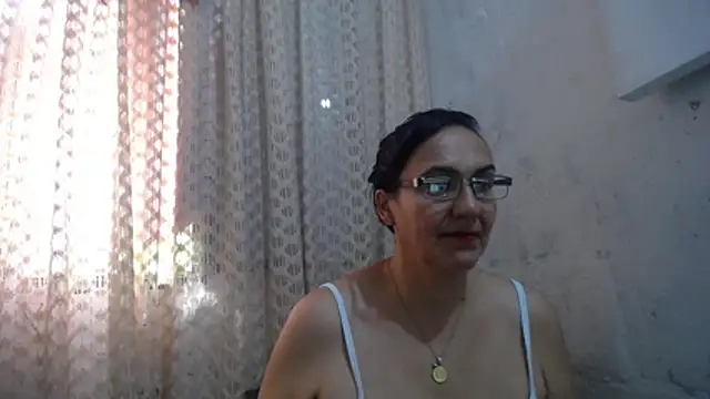 gabbyparker  online show from 11-30-25, 03:05