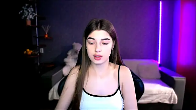 Dianaa Lee0 online show from 09-18-25, 05:26