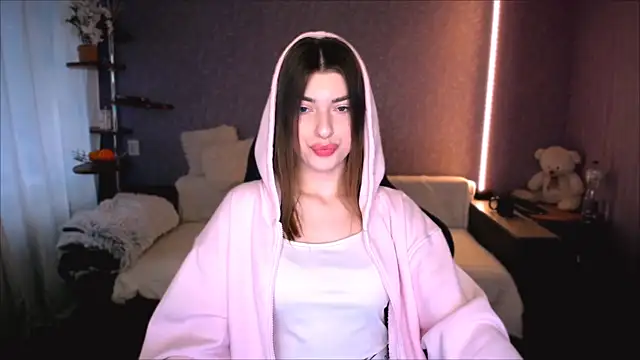Dianaa Lee0 online show from 05-30-26, 12:46