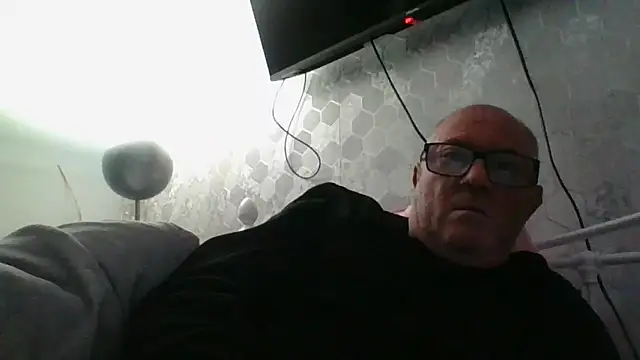 naughtygrandad1 online show from 10-24-25, 06:43