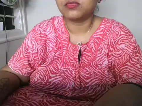 Snapshot of its_me_Rashmi chatting on 10-19-25, 08:31 its me Rashmi online show from 10-19-25, 08:31