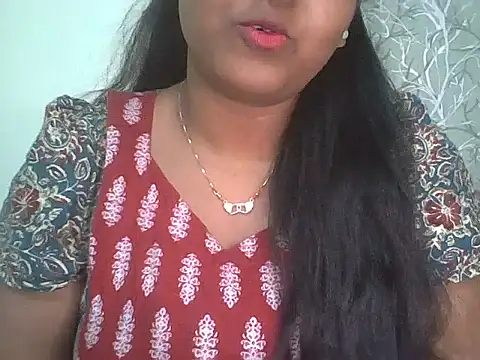Snapshot of its_me_Rashmi chatting on 01-07-26, 04:20 its me Rashmi online show from 01-07-26, 04:20