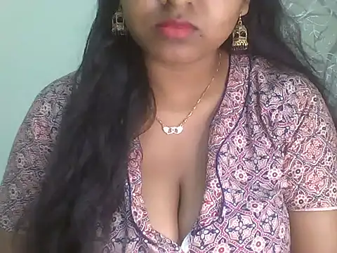 Snapshot of its_me_Rashmi chatting on 01-11-26, 01:16 its me Rashmi online show from 01-11-26, 01:16
