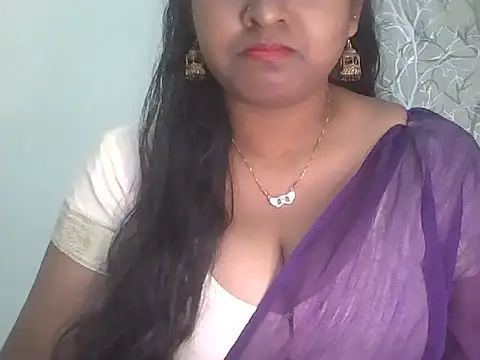 Snapshot of its_me_Rashmi chatting on 02-12-26, 03:07 its me Rashmi online show from 02-12-26, 03:07