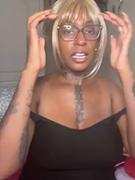 Snapshot of MistiSavannah chatting on 11-02-25, 01:52 MistiSavannah online show from 11-02-25, 01:52