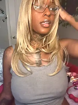 MistiSavannah online show from 11-07-25, 03:12