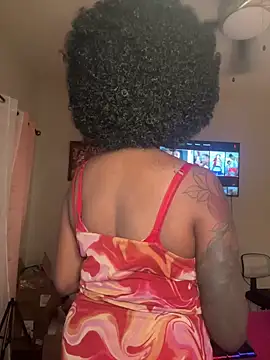 MistiSavannah online show from 06-18-26, 02:01