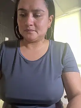 Rouse69  online show from 01-11-26, 01:49