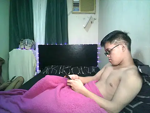 Snapshot of Sweet-shopia chatting on 11-09-25, 10:35 Sweet-shopia online show from 11-09-25, 10:35