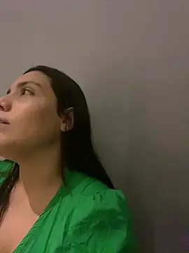 RenataLeclair online show from 06-12-26, 03:05