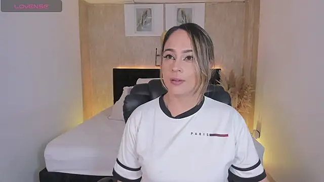 jessica hotxxx online show from 06-16-26, 02:30