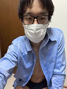 Snapshot of gHayato chatting on 03-27-26, 05:34 gHayato online show from 03-27-26, 05:34