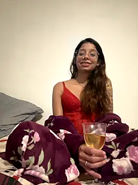 FadaPerigosa online show from 09-13-25, 04:01