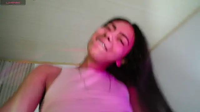 Snapshot of LilybethGray chatting on 11-02-25, 12:24 LilybethGray online show from 11-02-25, 12:24