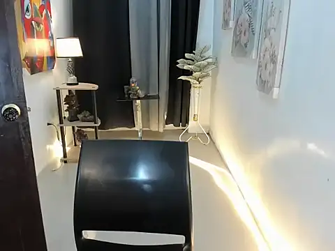 youfavoritedoll online show from 06-26-26, 11:14