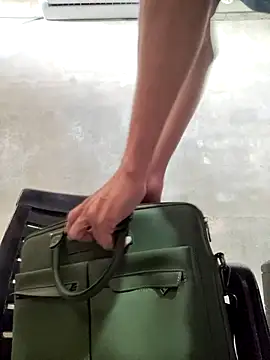 Snapshot of vickylis chatting on 09-19-25, 09:54 vickylis online show from 09-19-25, 09:54