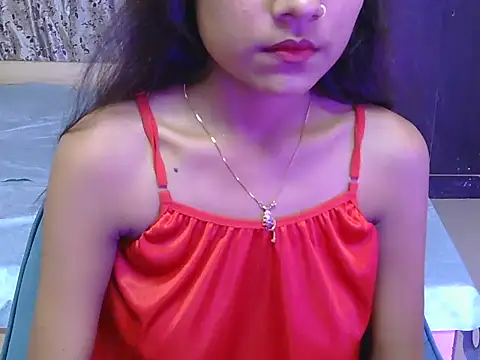 hoty-priya online show from 04-24-26, 04:37