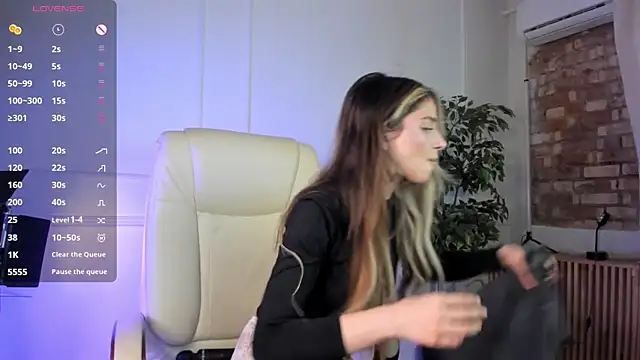 Blessed Molly online show from 06-21-26, 07:22