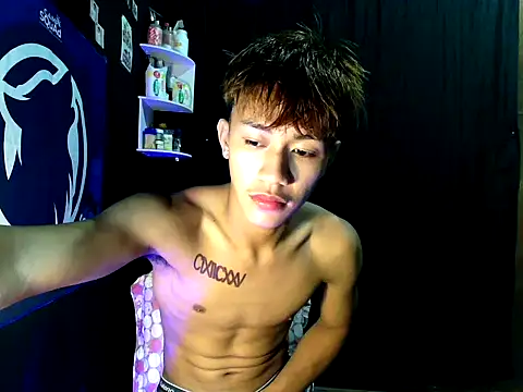 naughtyboyloy 0 online show from 10-26-25, 03:51