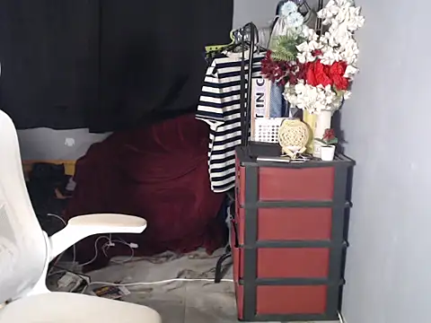 naughtyboyloy 0 online show from 03-07-26, 05:04