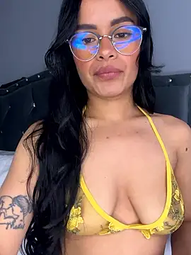 Melissa coch online show from 01-11-26, 04:45