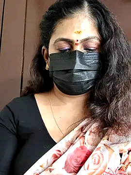 Snapshot of Sweetie_swetha37 chatting on 09-27-25, 09:47 Sweetie swetha37 online show from 09-27-25, 09:47