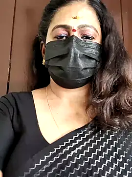 Snapshot of Sweetie_swetha37 chatting on 09-30-25, 07:13 Sweetie swetha37 online show from 09-30-25, 07:13