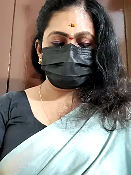 Snapshot of Sweetie_swetha37 chatting on 10-01-25, 05:30 Sweetie swetha37 online show from 10-01-25, 05:30