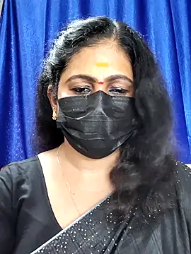 Snapshot of Sweetie_swetha37 chatting on 10-26-25, 07:14 Sweetie swetha37 online show from 10-26-25, 07:14