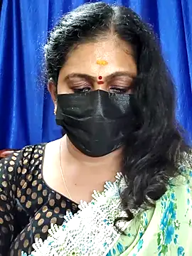 Snapshot of Sweetie_swetha37 chatting on 10-29-25, 08:32 Sweetie swetha37 online show from 10-29-25, 08:32