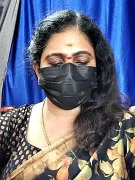 Snapshot of Sweetie_swetha37 chatting on 11-07-25, 07:47 Sweetie swetha37 online show from 11-07-25, 07:47