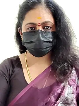 Snapshot of Sweetie_swetha37 chatting on 11-14-25, 10:14 Sweetie swetha37 online show from 11-14-25, 10:14