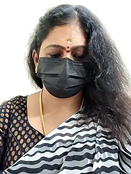 Snapshot of Sweetie_swetha37 chatting on 11-15-25, 10:23 Sweetie swetha37 online show from 11-15-25, 10:23