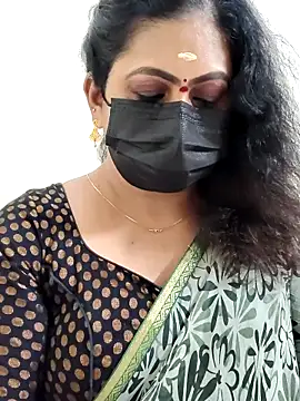 Snapshot of Sweetie_swetha37 chatting on 12-19-25, 10:22 Sweetie swetha37 online show from 12-19-25, 10:22