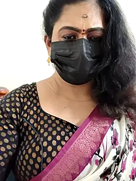 Snapshot of Sweetie_swetha37 chatting on 01-06-26, 08:56 Sweetie swetha37 online show from 01-06-26, 08:56