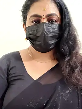 Snapshot of Sweetie_swetha37 chatting on 01-10-26, 05:26 Sweetie swetha37 online show from 01-10-26, 05:26