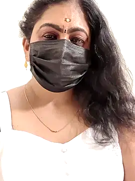 Snapshot of Sweetie_swetha37 chatting on 03-01-26, 11:29 Sweetie swetha37 online show from 03-01-26, 11:29