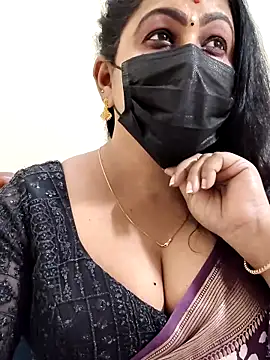 Snapshot of Sweetie_swetha37 chatting on 03-06-26, 10:12 Sweetie swetha37 online show from 03-06-26, 10:12