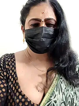 Snapshot of Sweetie_swetha37 chatting on 03-11-26, 02:34 Sweetie swetha37 online show from 03-11-26, 02:34