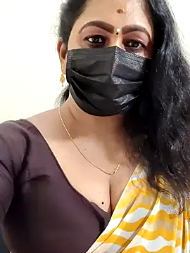 Snapshot of Sweetie_swetha37 chatting on 03-13-26, 10:11 Sweetie swetha37 online show from 03-13-26, 10:11