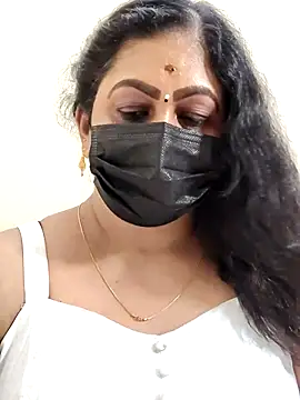 Snapshot of Sweetie_swetha37 chatting on 03-13-26, 10:16 Sweetie swetha37 online show from 03-13-26, 10:16