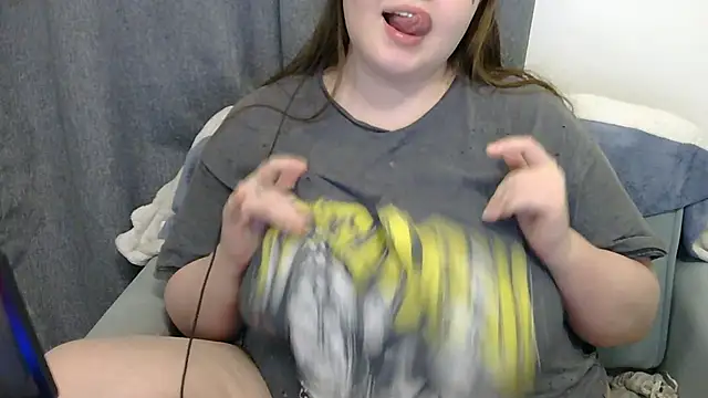 brattyprincessemma online show from 02-18-26, 06:26