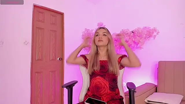 Snapshot of Doll_Isa_ chatting on 01-16-26, 06:34 Doll Isa online show from 01-16-26, 06:34